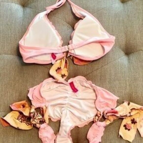 Victoria Secret super cute worn once, peach with cute ties - Picture 2 of 2